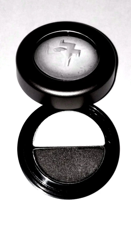 SEBASTIAN TRUCCO DUO EYE COLOUR ( HOLLYWOOD STARLET )  0.06oz - Image 3 of 3