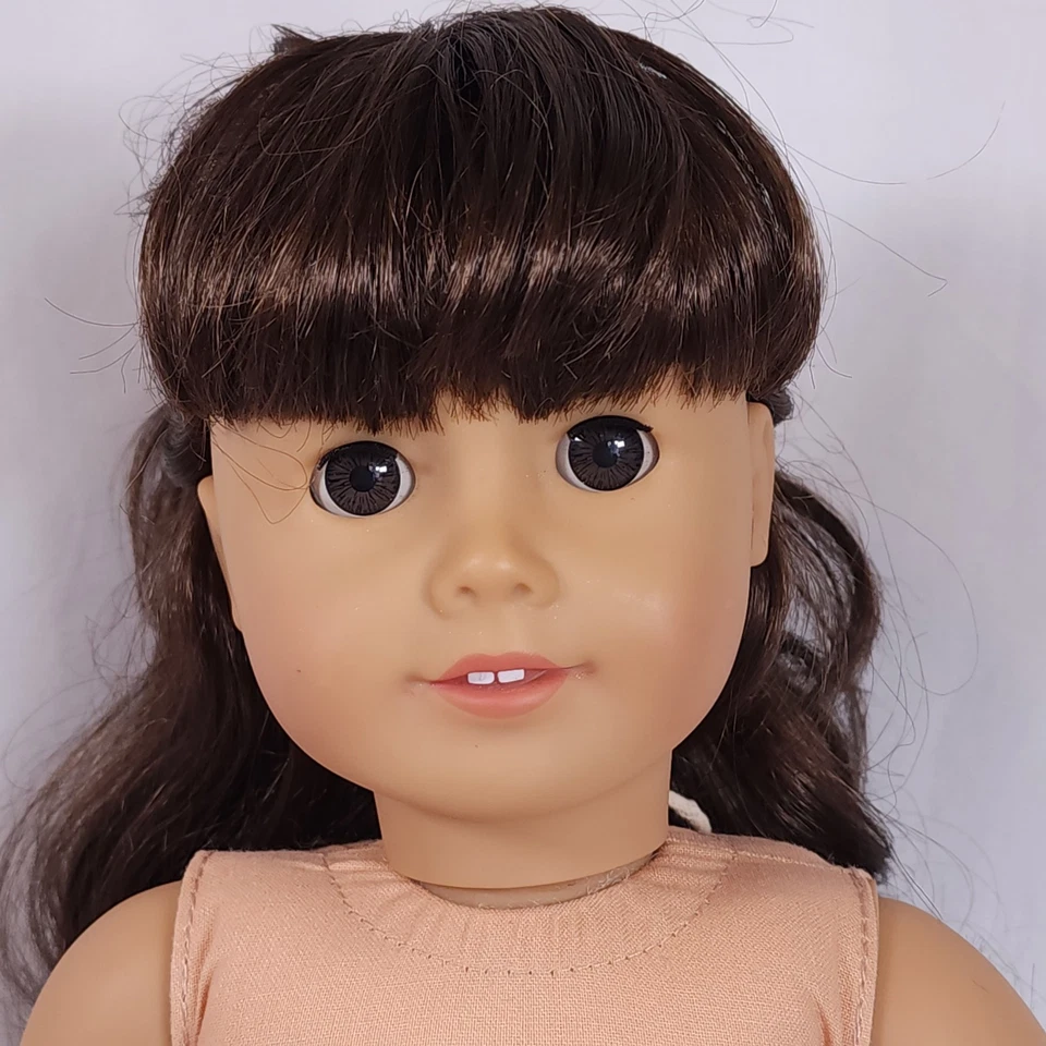 Muñeca American Girl de 18" BeForever Samantha Parkington rizada marrón oscuro flequillo de pelo Foto 2 de 4