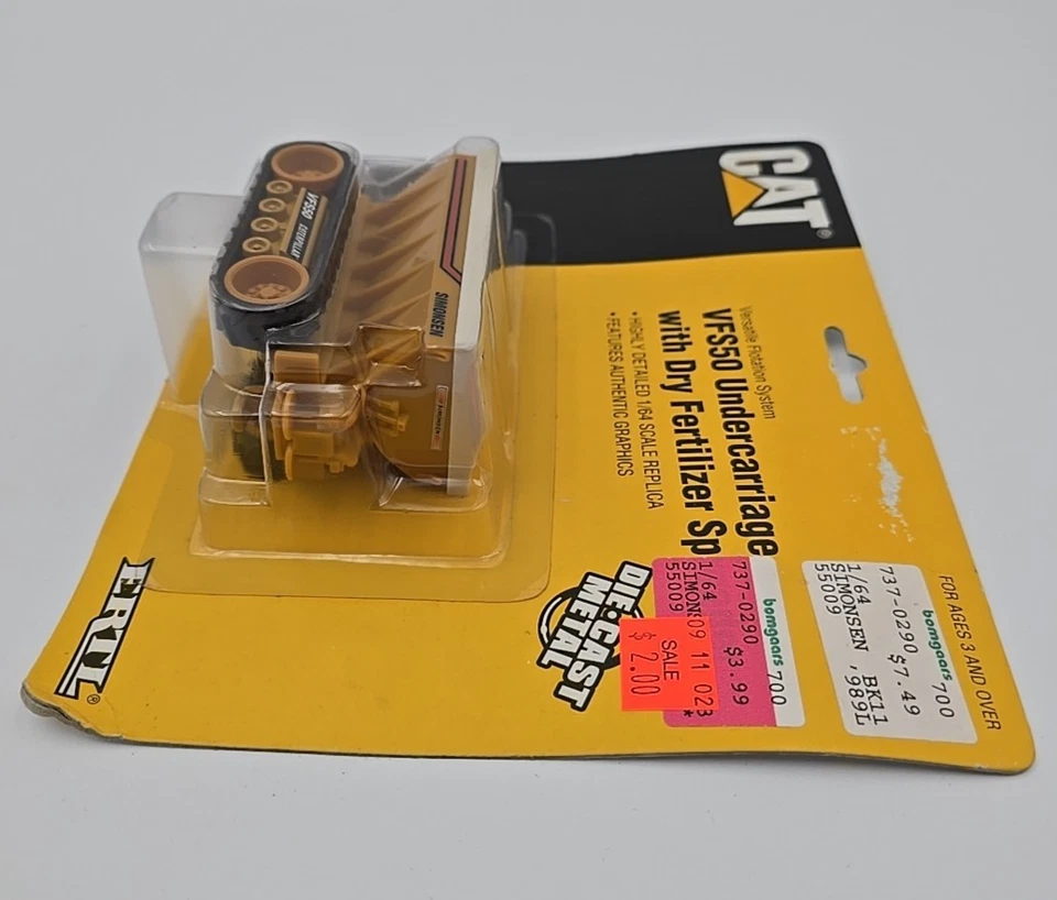 Ertl 1996 CAT 1/64 VFS50 Undercarriage w/ Dry Fertilizer Spreader 2328 *NEW* - Image 3 of 4