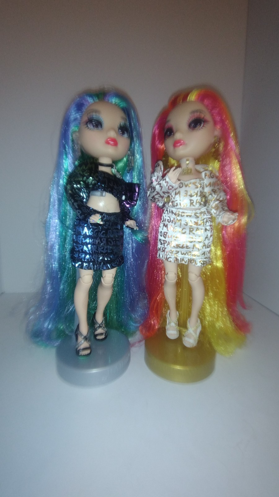 Rainbow High Special Edition Devious Twins Holly & Laurel De’Vious Dolls 2021