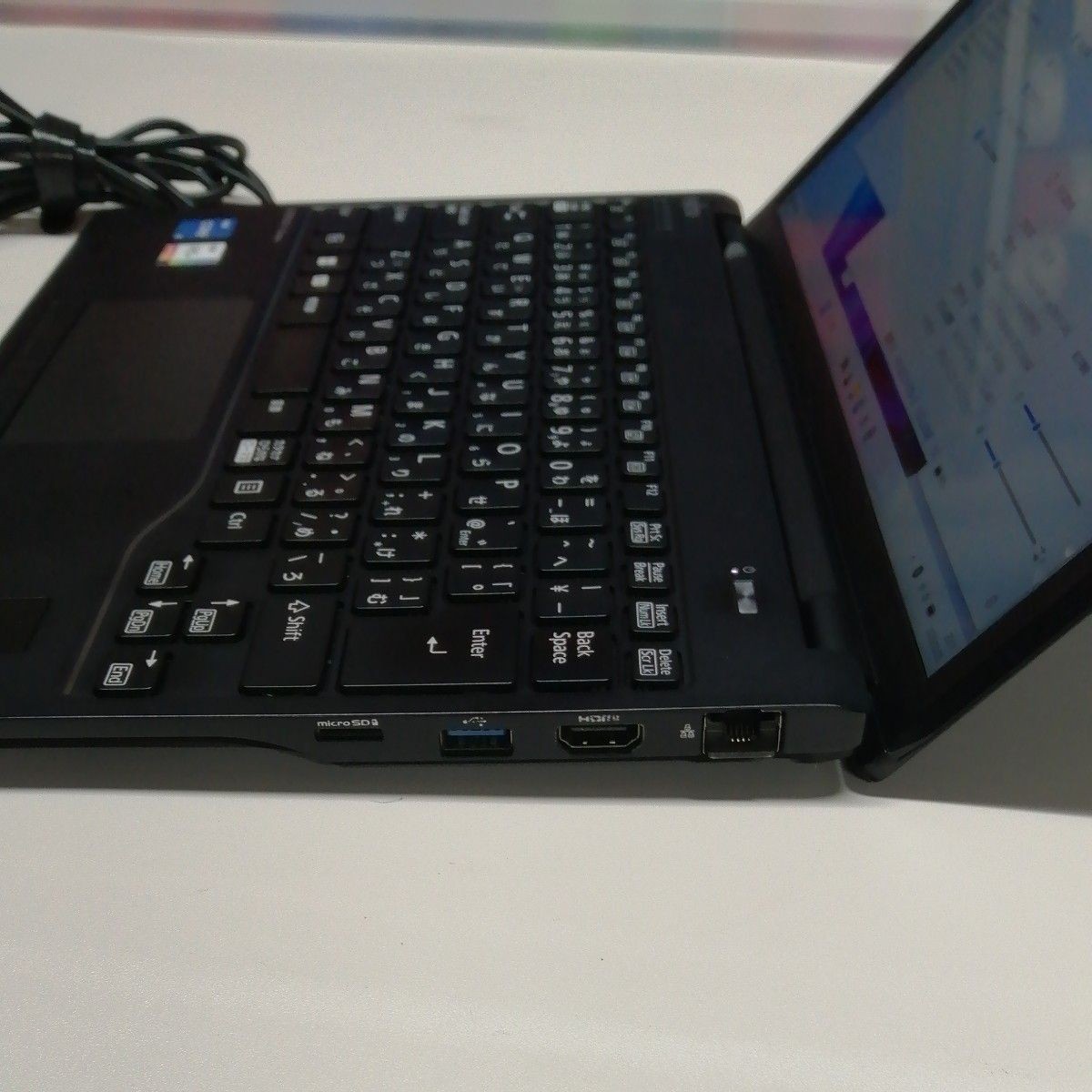 Fujitsu Lifebook U9313/N Core i5-1345U 3.50GHz SSD 256GB 8GB 13.3