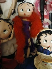 Betty Boop Red Hot Betty Is A Red Hat Society Lady Figurine Porcel W/ box