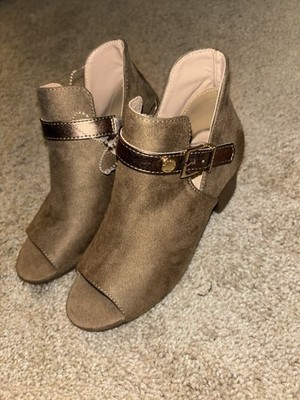KENNETH COLE NEW YORK Little Girls Booties ~ Sz 1 Youth ~ Taupe ~ NWT