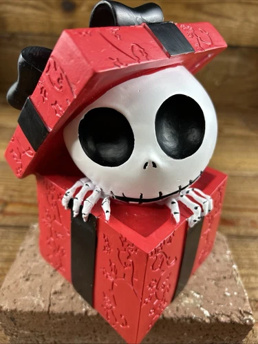 Disney The Nightmare before Christmas "Jack Present" DS324C02 Resin Figure