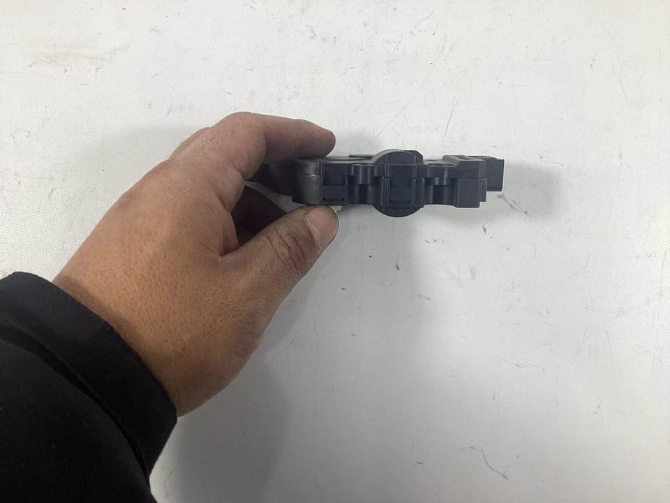 2008-2014 Mercedes-Benz C300 A/C HEATER FLAP ACTUATOR MOTOR 410475520 4 PC OEM . - Image 2 of 4