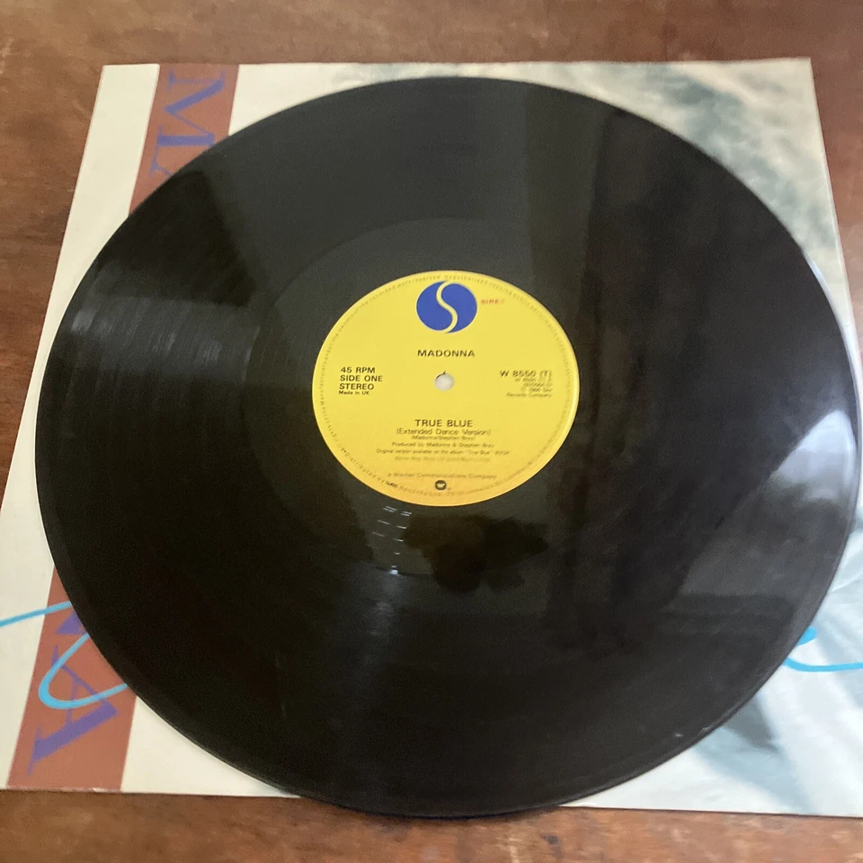 MADONNA 12" SINGLE: TRUE BLUE (EXTENDED DANCE VERSION) + HOLIDAY Quality Lyrics - Image 4 of 4