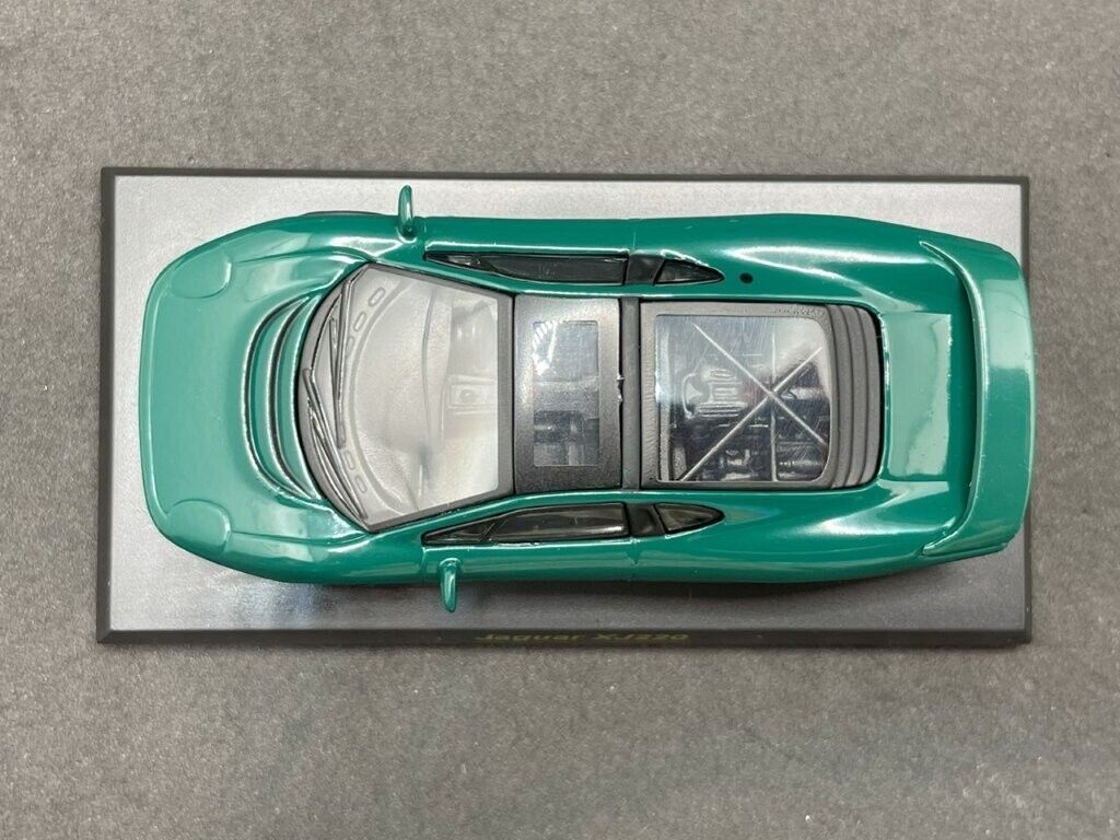 Kyosho 1/64 British car collection Jaguar XJ220 Green Kyosho 1/64 British car collection Jaguar XJ220 Green