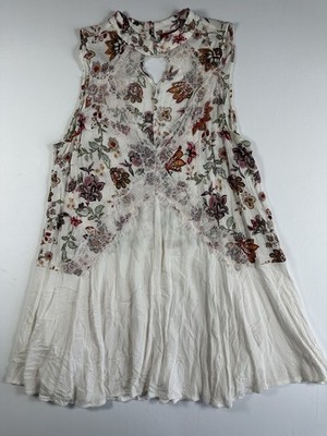 Daytrip Sleeveless Sheer Lace Open Boho Front Dress Floral White Multicolor M