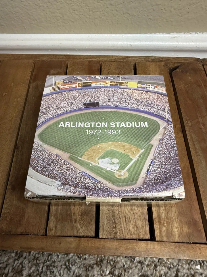 Vintage Texas Rangers Arlington Stadium 1972 - 1993 Replica - SGA - Image 4 of 4