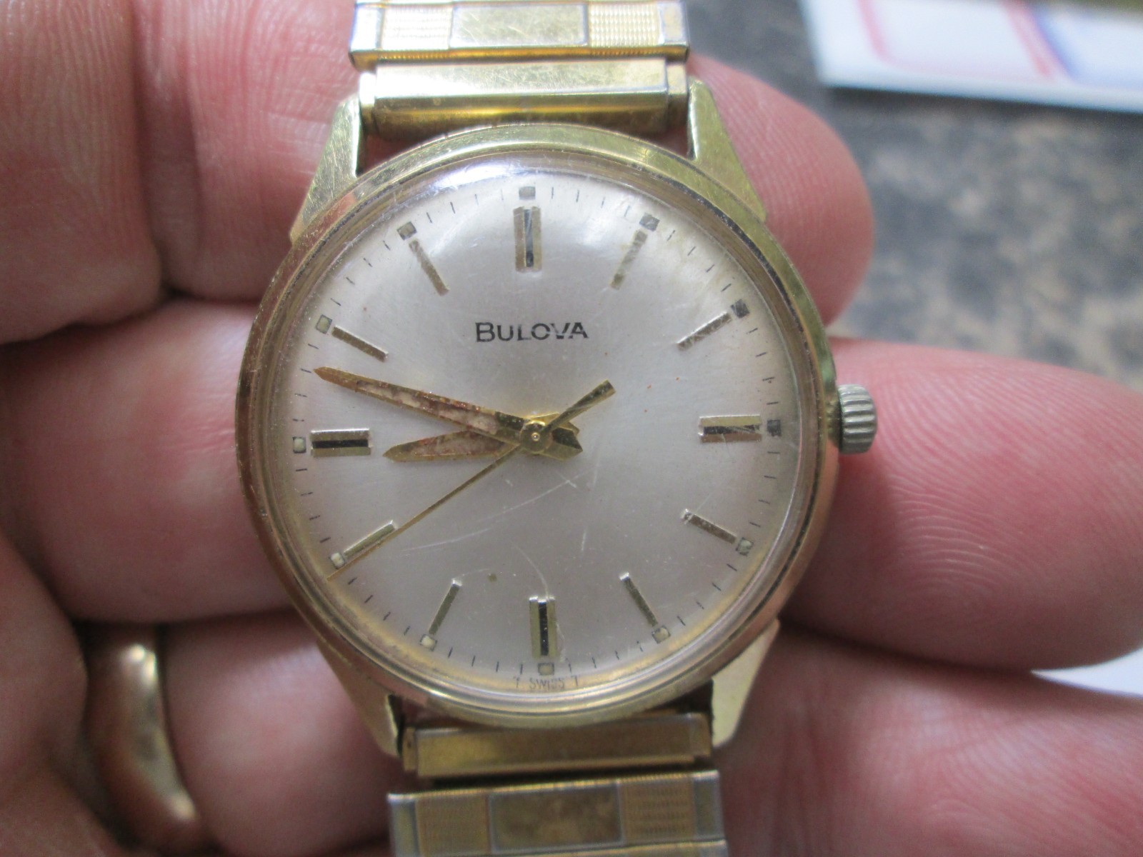 Mens Bulova Stainless Screw Back Running Wristwatch