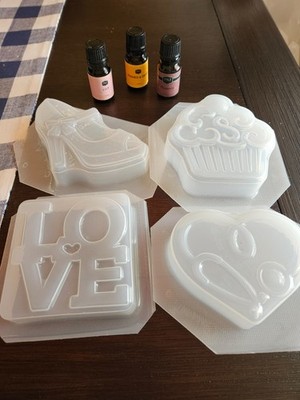 Bath bomb molds-heart, cupcake,shoe and love