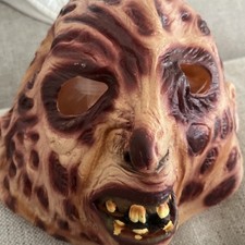 2004 NLP Inc Nightmare on Elm Street Freddy Krueger Halloween Mask