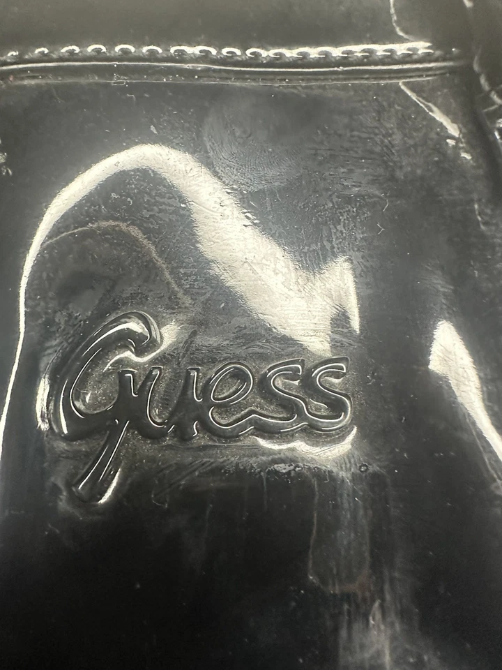 Sac à main GUESS Noir Vernis Vintage Y2K – Motif GG avec Bijou Fleur - Photo 2/4
