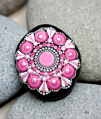 Mandala Stein, pink, Glücksbringer, Naturstein vom Bodensee, handbemalt, Unikat