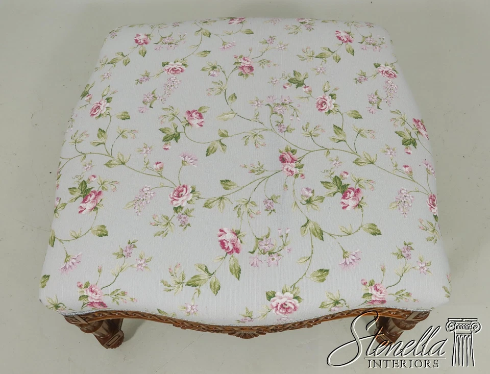 61203EC: Mesa otomana grande estilo francés recién tapizada KINCAID Foto 3 de 4