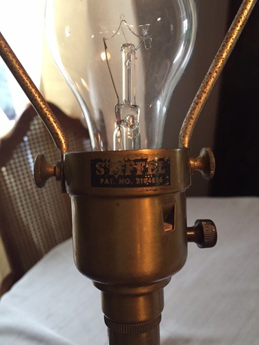 Vintage Stiffel Lenox White Porcelain Table Lamp - Picture 5 of 9