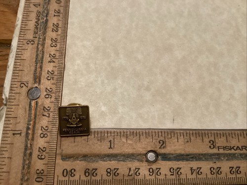Masonic F.&A.M Friend To Friend Pennsylvania 1776-1976 Centennial Lapel Pin - Picture 7 of 7