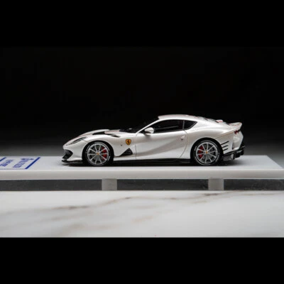 レジン製 1/64 812スーパーファスト 1:64 812 superfast 812S resin model car - AliExpress