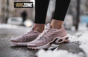 nike tuned 1 barely rose
