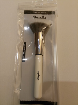Douglas Stippling-Pinsel No.201 mit weißem Griff