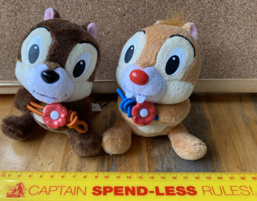 SUPER-CUTE CHIP & DALE CURTAIN TIE-BACKS Plush Toy Figure DISNEY JAPAN ONLY SET! - 第 1/6 張圖片