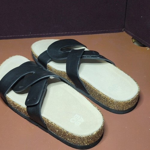 Women Abeo Slides Black Shoes - Picture 3 of 8