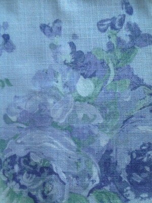 Laura Ashley Violetta Silber Tischläufer Absolut Wunderschön Atemberaubend!