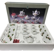 Kids 25pc Miniature Porcelain Christmas Tea Set Holly Berry Teapot Cups Saucers