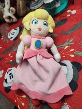 Super Mario Princess Peach Plush 9" Tall 2017 Princess Peach NO TAGS