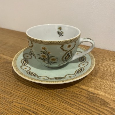 National Trust Teetasse und Untertasse - Blumenmuster hellgrün gold Detail #T