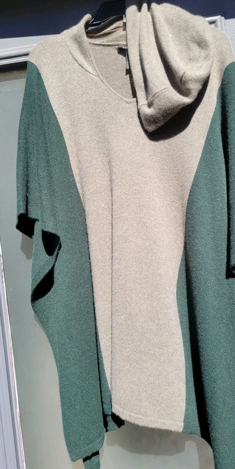 Poncho feminino halogênio cashmere com capuz tamanho único serve para todos cinza e verde - Imagem 2 de 4