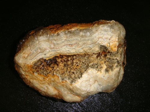 OLD MISSOURI LACE AGATE ROUGH SPECIMEN    3  1/2  POUNDS