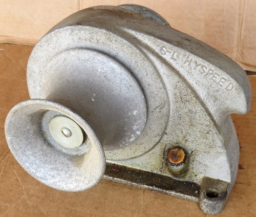 Simpson Lawrence S-L Hyspeed Manual Windlass - works but is missing 2 parts
