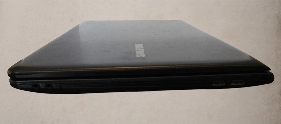 三星 NP365E5C-S05US 便携式电脑 ~ AMD A6-4400M,15.3 英寸,8GB,500GB,Win10,DVD+/-RW — 第 4/4 张图片