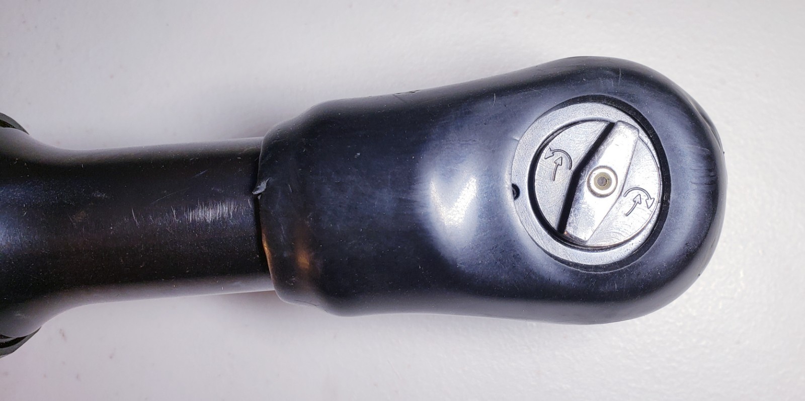 Central Pneumatic 3/8 CP830 High Torque Air Rachet Made In JAPAN Heavy Duty 