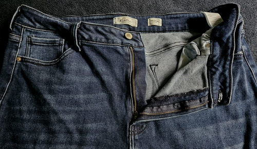 Women's KanCan Signature Ultra High-Rise Super Flare Jeans Size 34- Fringed Hem - Picture 5 of 19
