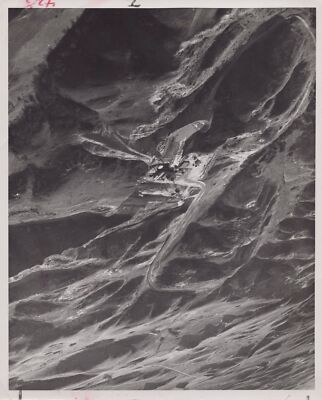 #ad 1954 Gulf Northern Pacific Oil Drilling North Dakota Badlands Press Photo $28.00