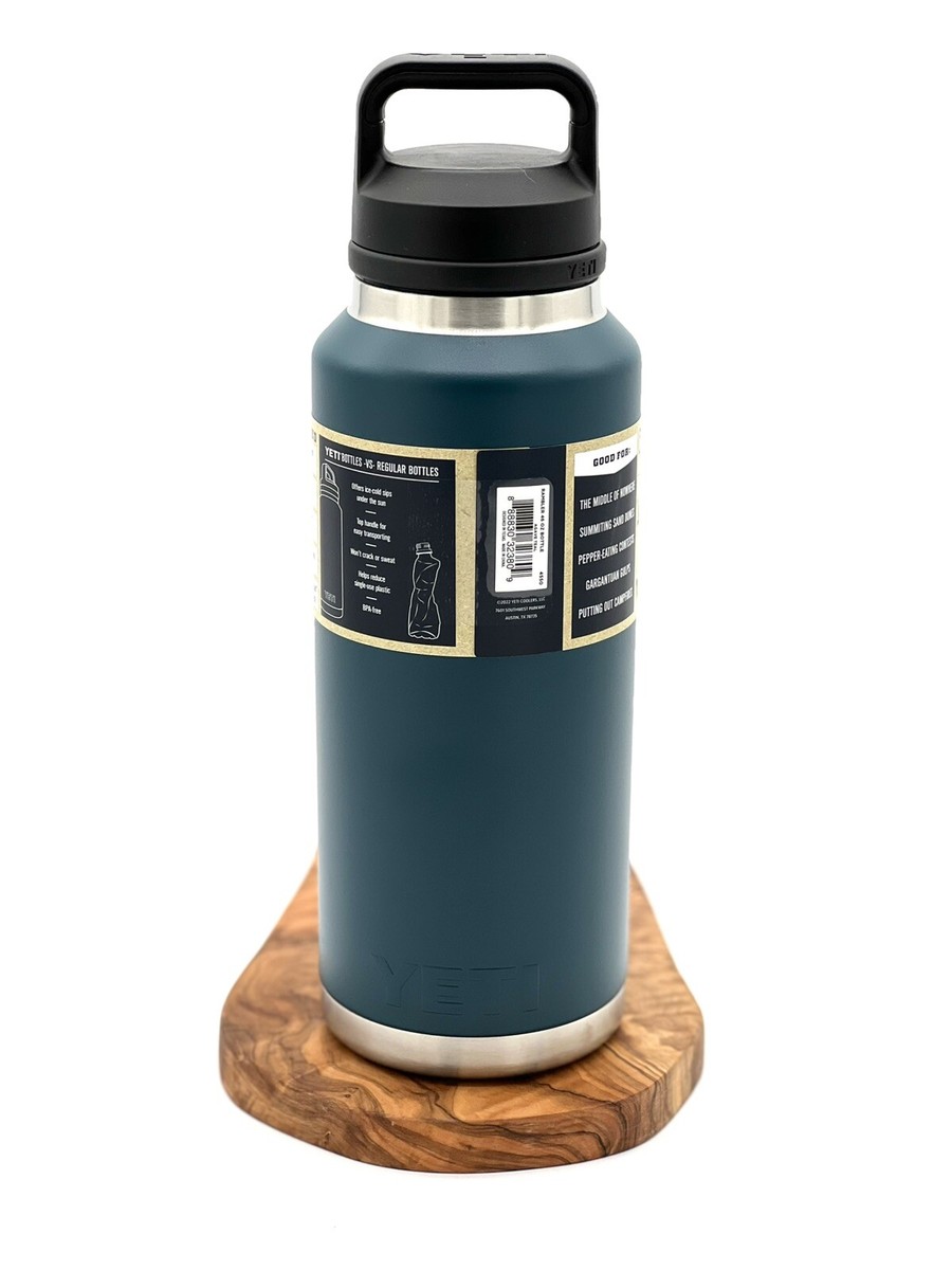 【新品未使用】YETI rambler 46oz 【最安最終値下げ】 YETI Rambler 46 oz Insulated Water Bottle w/ Chug Cap