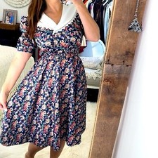 Vintage floral dress size 8 Petite