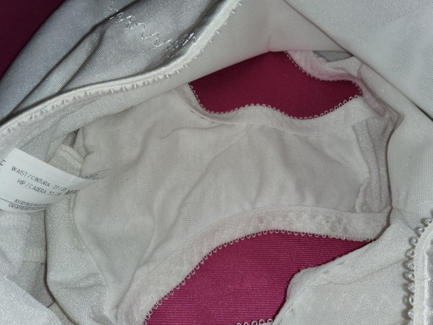 Vintage Hanes Her Way Panty Girdle w Tummy Control Panel White M 3234