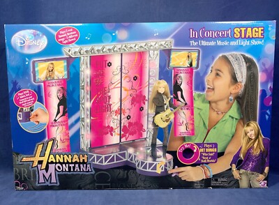 New HANNAH MONTANA In Concert STAGE PLAYSET Plays MUSIC Lights