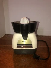 Vintage Proctor Silex J101W JUICIT Automatic Electric Juicer-Works!
