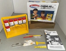 Skilcraft Chemlab Set Over 400 Experiments 1987