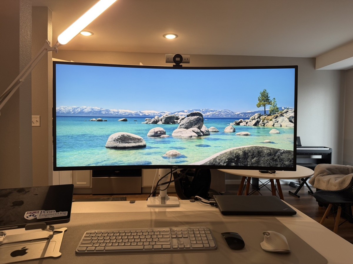 Dell U4025QW 40” 5K2K Ultrawide Curved Monitor | Warranty 2028