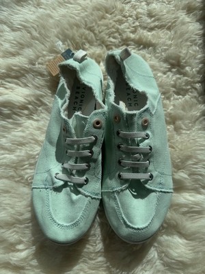 Vionic Beach Pismo Pull-on Sneaker in Mint Green