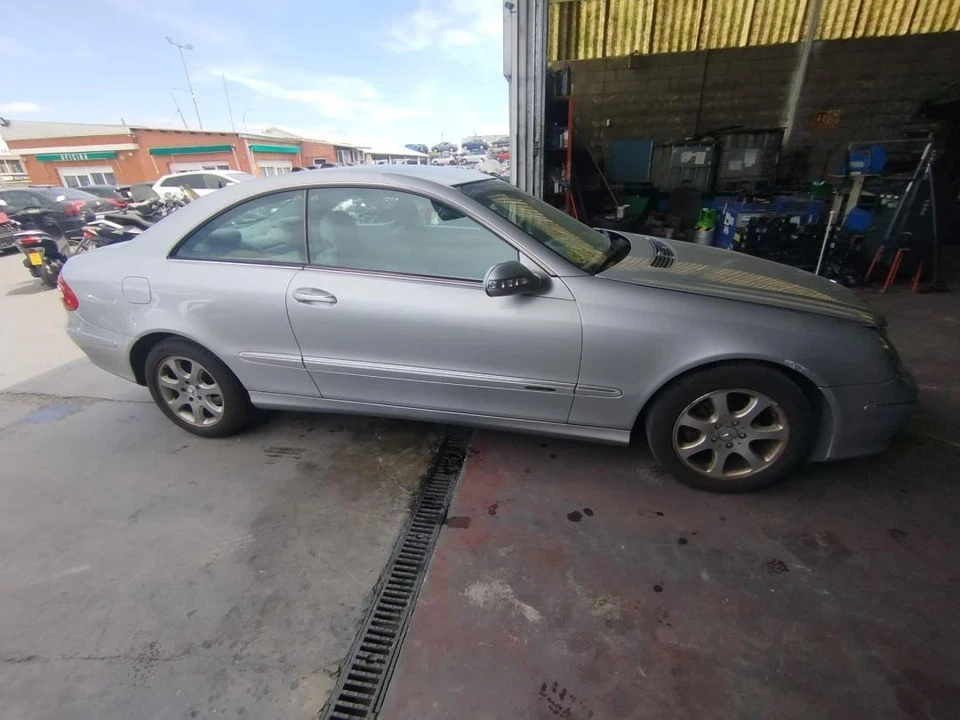 Capo para MERCEDES-BENZ CLK (BM 209) COUPE 200 Compressor (209.342) 2002 554145 - Imagen 3 de 4