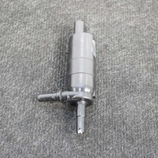 BMW 1 F20 M 135i Scheinwerferwaschfl�ssigkeitstankpumpe 7217792 3,0 Benzin 235 k