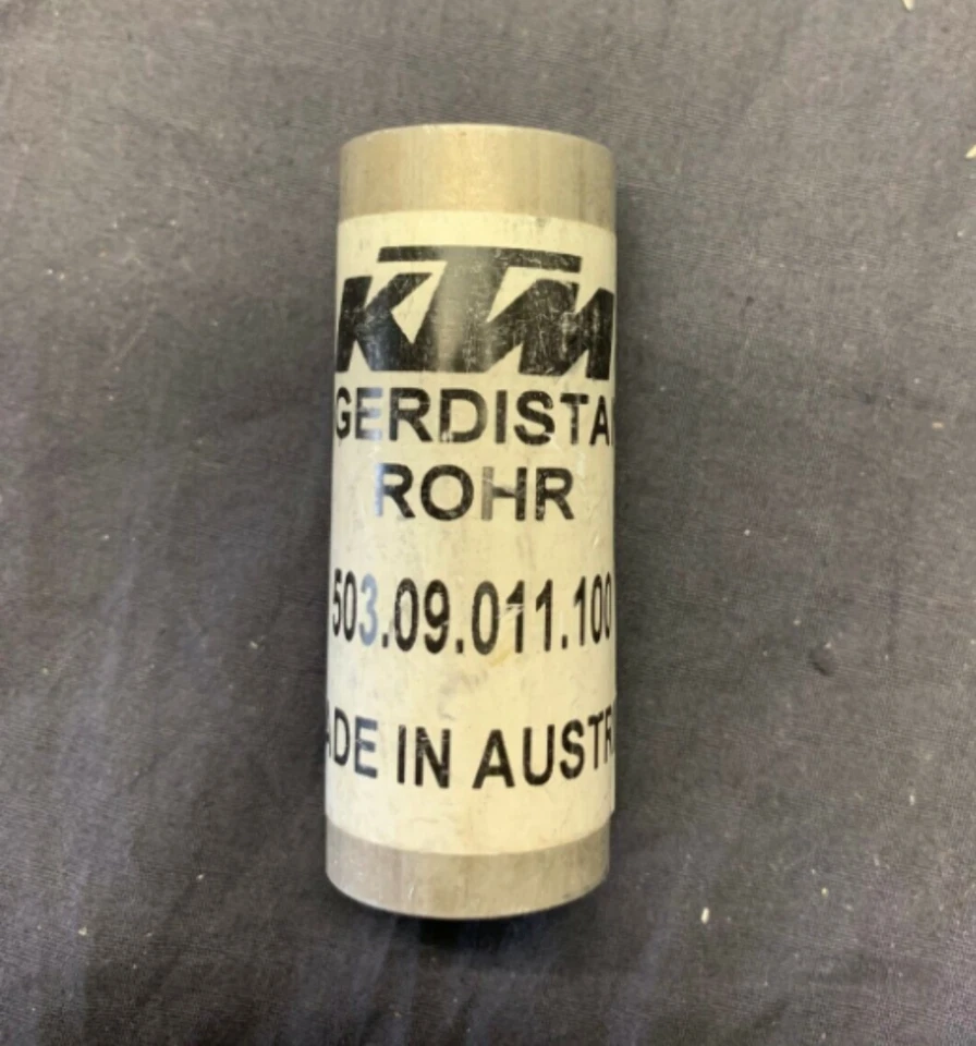 2000-2002 KTM 200 250 300 380 400 520 EXC OEM Front Wheel Hub Spacer 50309011100 - Image 2 of 2