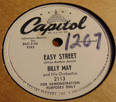 Billy May - Mayhem / East Street (1952) Capitol 2113 DJ vinyl 78, nice VG+VGVG+