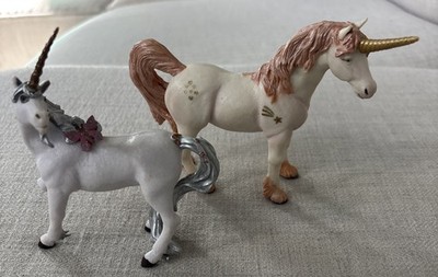 Papo Unicorn With Butterfly & Papo Fairy Unicorn With Glitter Mane Lot Of 2